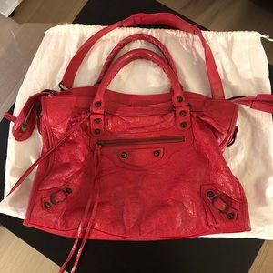 Classic City shoulder bag